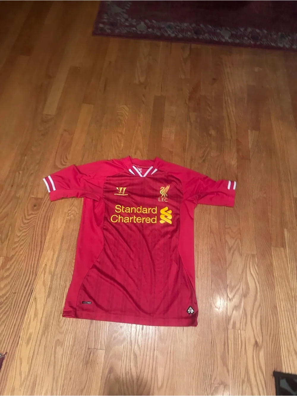 Liverpool FC 2014/2015 Home soccer jersey Warrior standard chartered Men’s Small